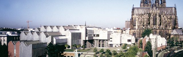Das Wahrzeichen Kölns: der Dom Archiv 