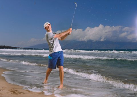 "Es ist eher selten, dass man eine flache Lage im Bunker hat.  Mein Körper passt sich also der Steigung an!“ so Jordan Spieth über Bunkerschläge. 