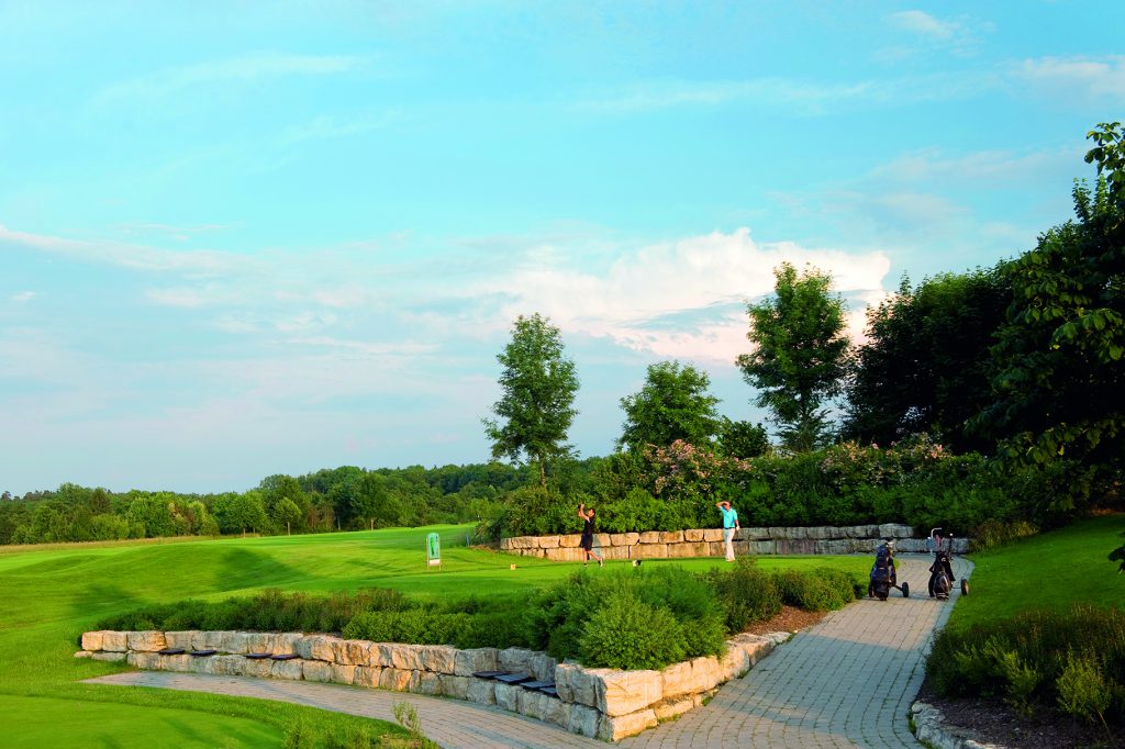 Wer zu den „Leading“ Golfclubs in Deutschland gehört, der achtet auf alle Details – wie die liebevolle Gestaltung der Abschläge.