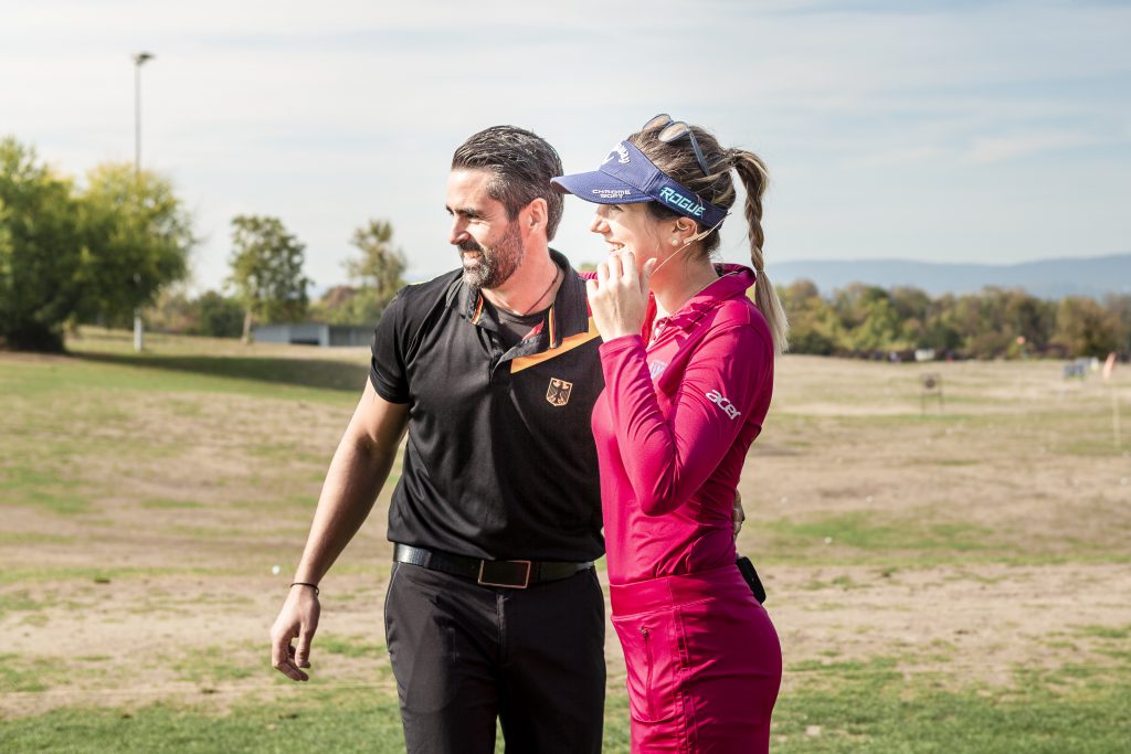 Christian Marysko (Bundestrainer Athletik Golf Team Germany) und Sandra sind gut befreundet. (Foto: Matthias Gruber/ GruberImages.com)