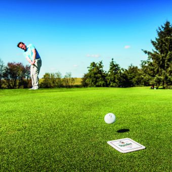 Chippen mit David-Leadbetter-Coach Paul Dyer. (Foto: Stefan von Stengel)