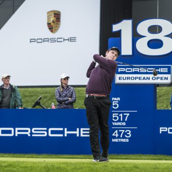 Robert MacIntyre ist nach Runde 2 der Porsche European open Führender im Clubhaus.