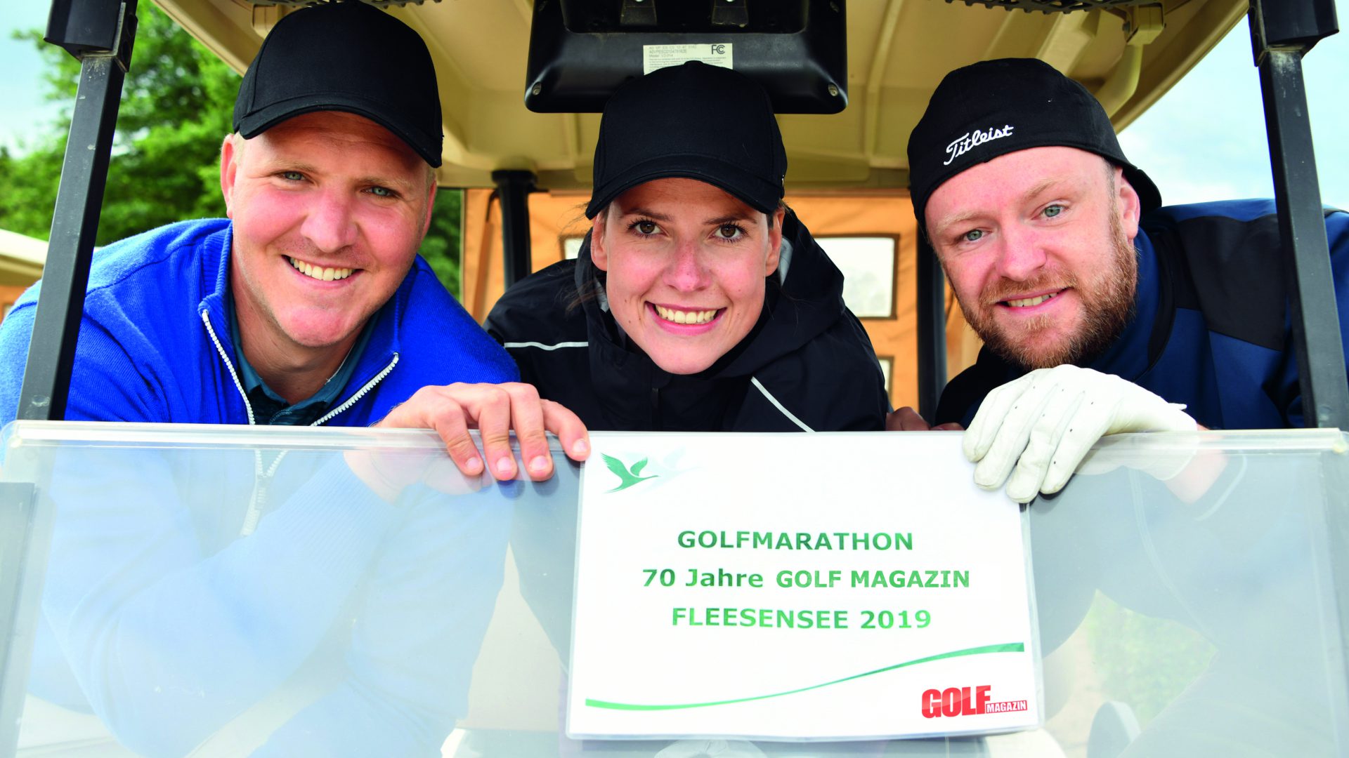 Golf-Marathon – 70 Jahre GOLF MAGAZIN.Arne Schumann, Monique Krause und Toni Dittmann (von links) haben gerade erst mit Golf angefangen. Sie waren Feuer und Flamme und haben die 70 Bahnen durchgehalten. (Foto: Elke A. Jung-Wolff)