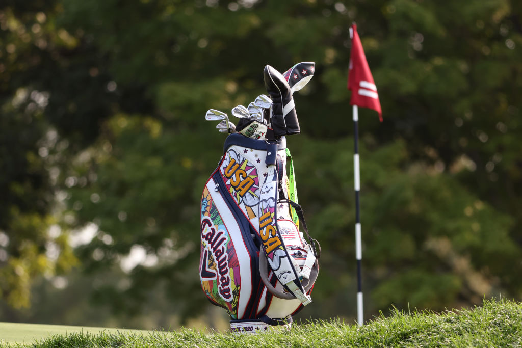 Zur 120. US Open präsentiert Callaway dieses farbenfrohe Bag in limiterter Auflage. (Photo by Jamie Squire/Getty Images)