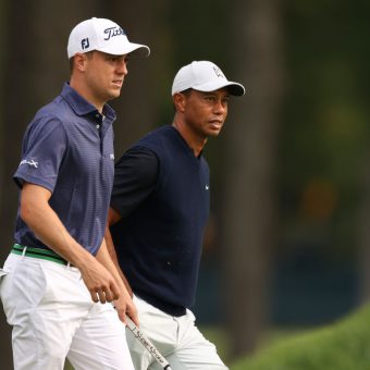 Justin Thomas und Tiger Woods spielten bei der US Open 2020 in der ersten Runde zusammen. (Foto: Getty Images).