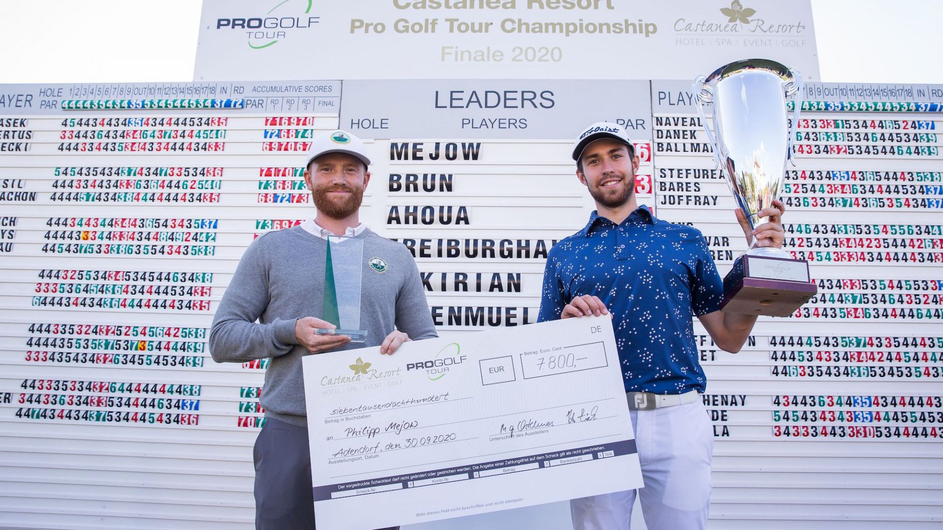 Philipp Mejow (links) gewinnt das Finale der Pro Golf Tour in Adendorf und Thomas Rosenmüller ist Sieger der Pro Golf Tour Order of Merit 2020. (Foto: Stefan Heigl/Pro Golf Tour).