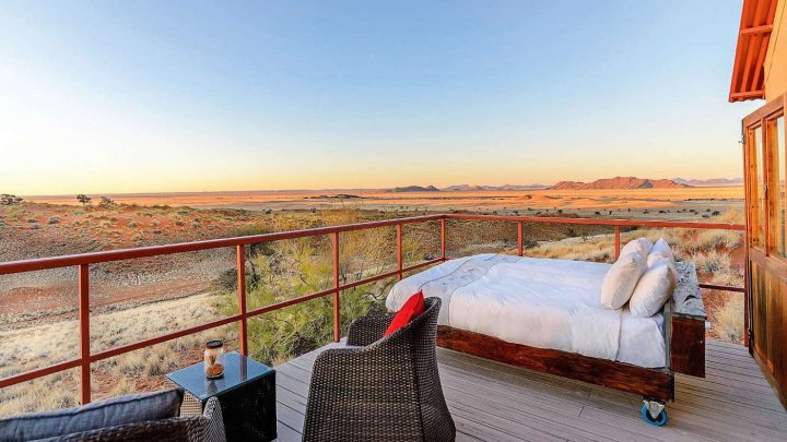 Golf & Sightseeing in Namibia: Namib Dune Star Camp