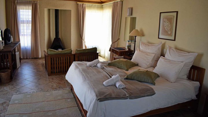 Golf & Sightseeing in Namibia: Rössmund Lodge