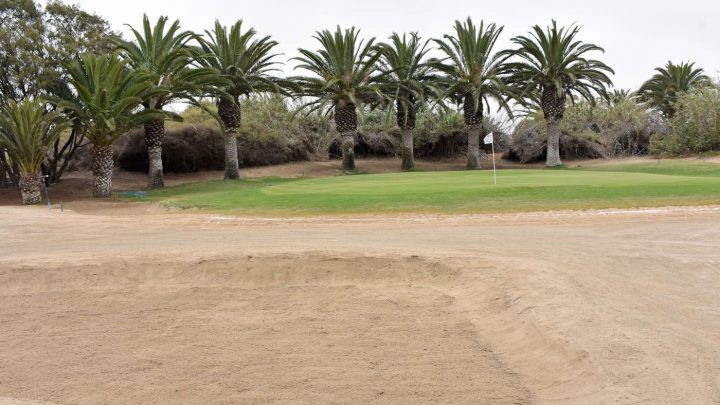 Golf & Sightseeing in Namibia: Walvis Bay Golf Course
