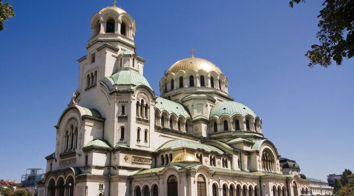 Downtown Sofia Die St.-Alexander-Nevsky-Kathedrale in der bulgarischen Hauptstadt