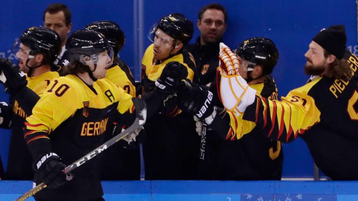 Gut gemacht: Christian Ehrhoff erzielte das Führungstor gegen Schweden
