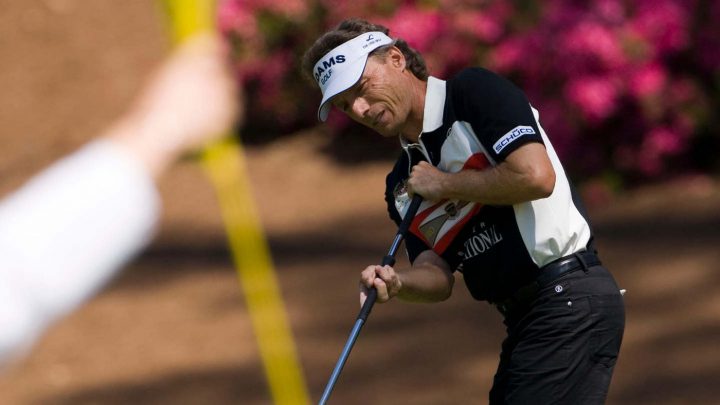 Bernhard Langer Der Deutsche überwand das Yips-Phänomen schon öfter. Seit Jahren puttet er mit einem Besenstil-Putter