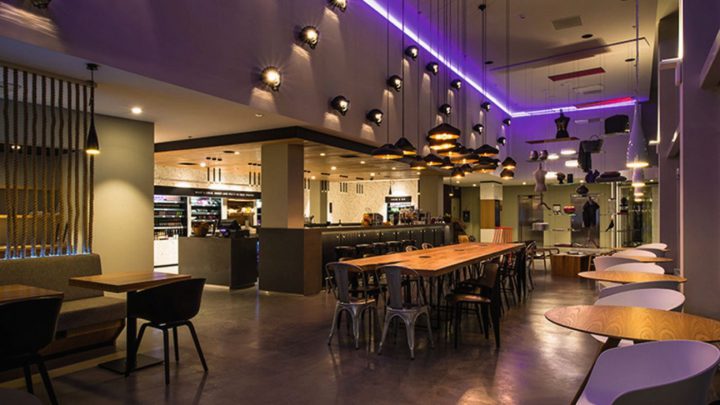 Günstiges Design-Hotel am Flughafen: das Moxy
