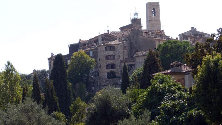 Saint-Paul de Vence: perfekter Standort für golfende Kultur- und Sightseeing-Fans im etwas kühleren Hinterland