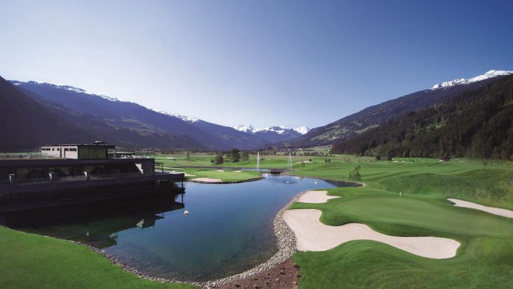 Sportresidenz Zillertal Direkt davor »schwimmt« das spektakuläre Inselgrün von Loch 9.