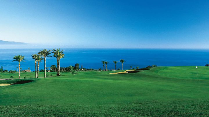 Tecina Golf Die Anlage auf La Gomera lässt Damen und Herren ab -36 ans Tee. (Bild © The Azalea Group)