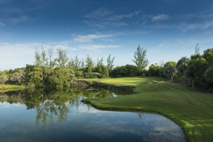 Wunderschöner Golfplatz des Four Seasons Resort Mauritius at Anahita.