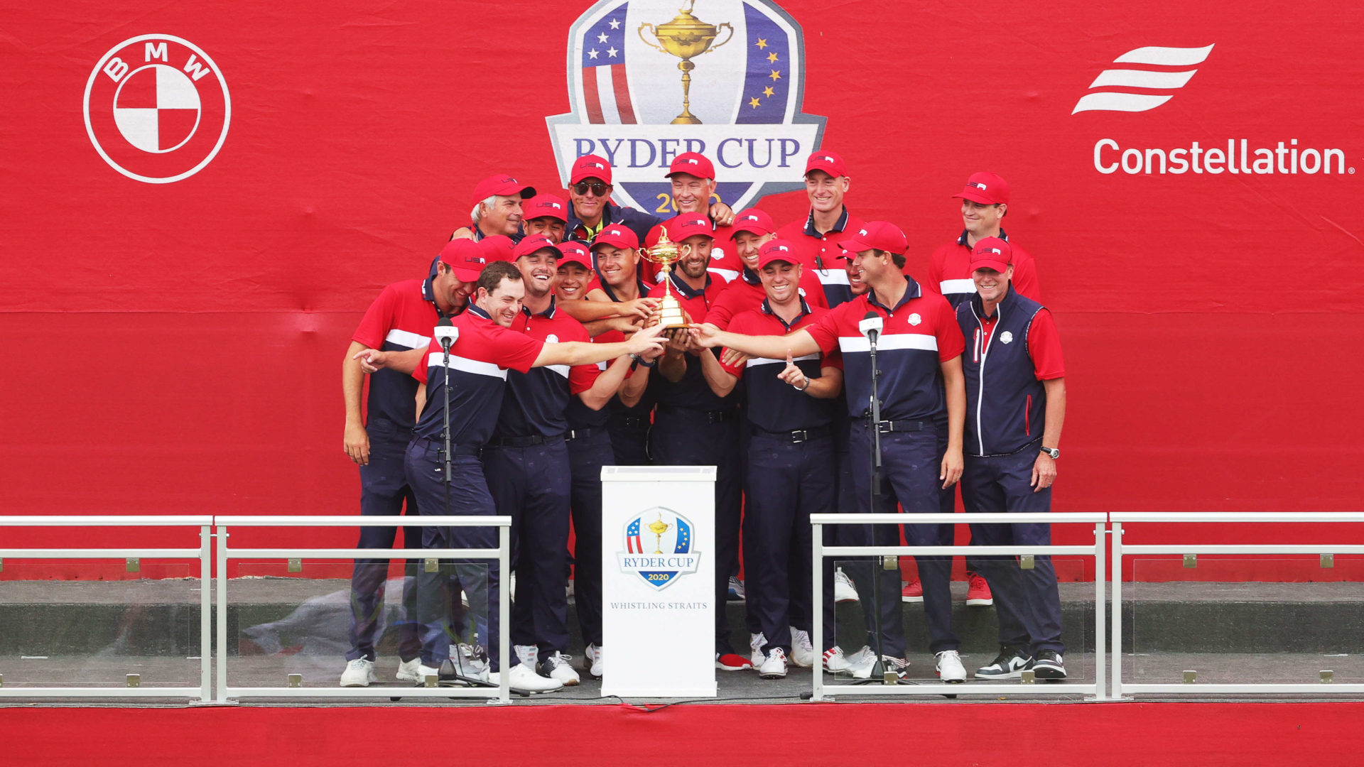 KOHLER, WISCONSIN - SEPTEMBER 26: Team United States celebrates with the Ryder Cup after defeating Team Europe 19 to 9 in the 43rd Ryder Cup at Whistling Straits on September 26, 2021 in Kohler, Wisconsin. (Photo by Stacy Revere/Getty Images)