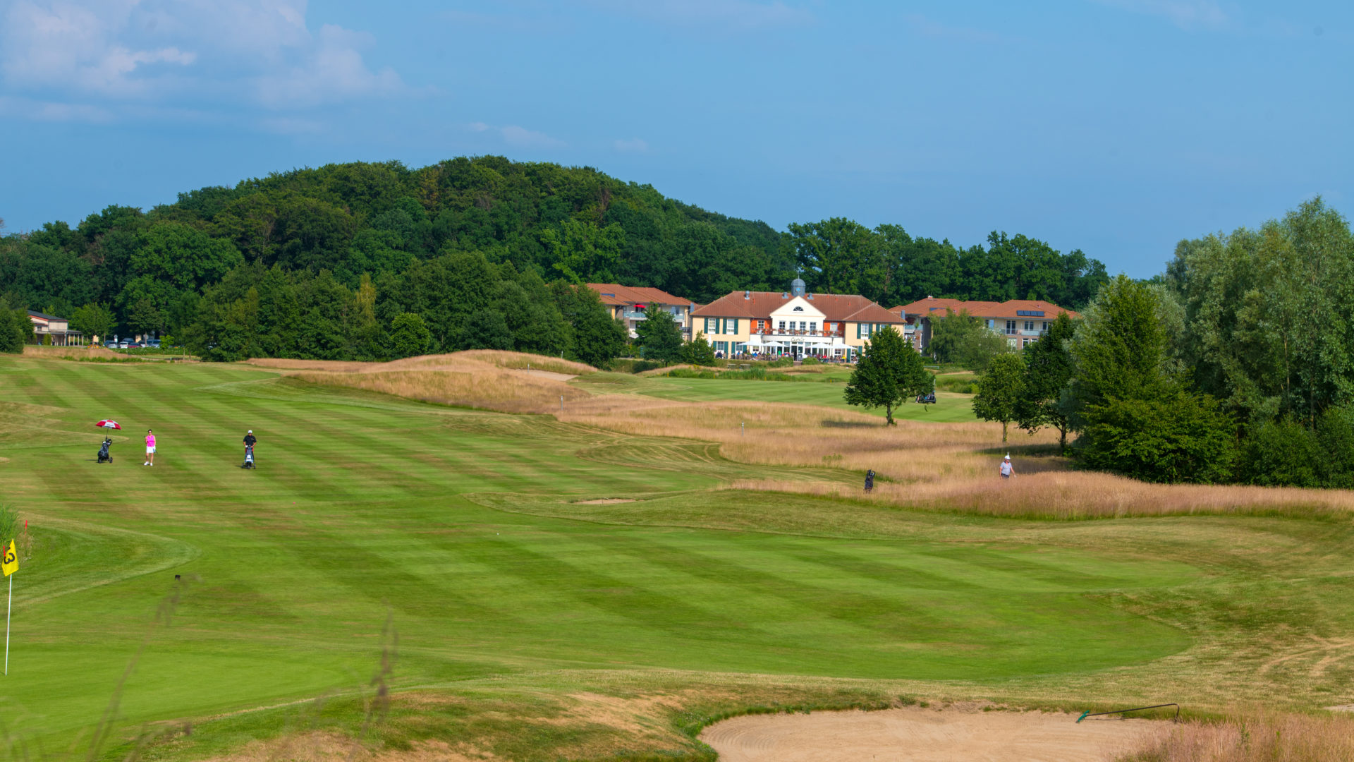 Eins der Turniere der »Hotels auf dem Golfplatz«-Trophy 2022 wird im Castanea Golf Resort Adendorf ausgespielt werden.