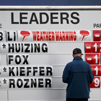 Regenspektakel und Spielunterbrechung an Tag 2 der BMW International Open 2022 im GC München Eichenried. (Foto: Getty Images)