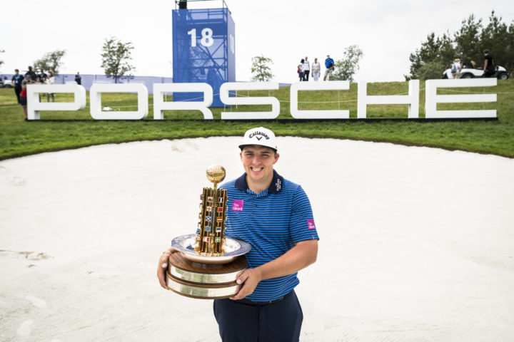 Die Porsche European Open 2021 gewinnt Marcus Armitage.