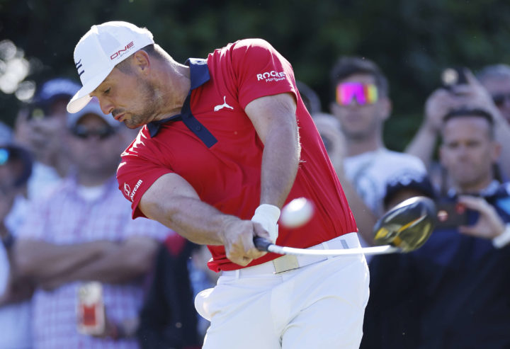 DUBLIN, OH - JUNE 03: Bryson DeChambeau of the United States hits a tee shot at the 15th hole during the second round of the Memorial Tournament presented by Workday at Muirfield Village Golf Club on June 03, 2022 in Dublin, Ohio. liv golf (Photo by Joe Robbins/Icon Sportswire via Getty Images)