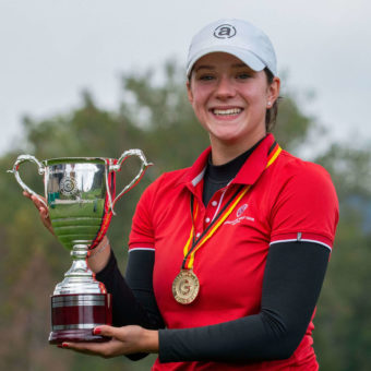 22-09-27 Marie-Agnes Fischer vom Münchener GC wiederholt in der AK 16 der Mädchen ihren Triumph aus dem Vorjahr. (Foto DGV Lettenbichler)