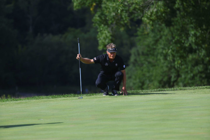ST LOUIS, MO - SEPTEMBER 11: Bernhard Langer of Germany lines up his putt on the ninth hole during the third round of the the Ascension Charity Classic at Norwood Hills Country Club on September 11, 2022 in St Louis, Missouri. tour news (Photo by Dilip Vishwanat/Getty Images)