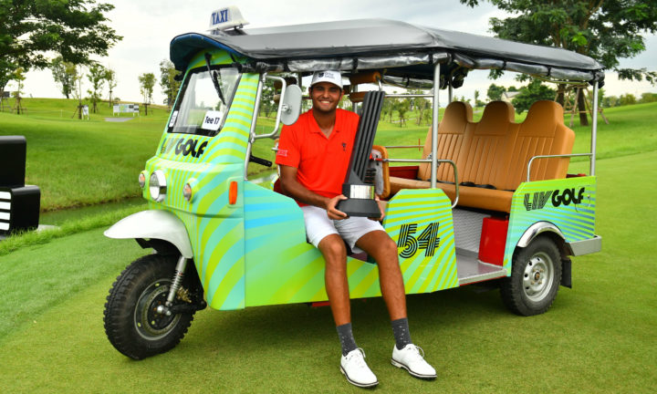 Spanish professional golfer Lopez Chacarra of Fireballs GC team poses with a trophy champions during the LIV Golf Invitational Bangkok final round at Stonehill Golf Course on October 9, 2022 in Pathum Thani, Thailand. tour news (Photo by Vachira Vachira/NurPhoto via Getty Images)
