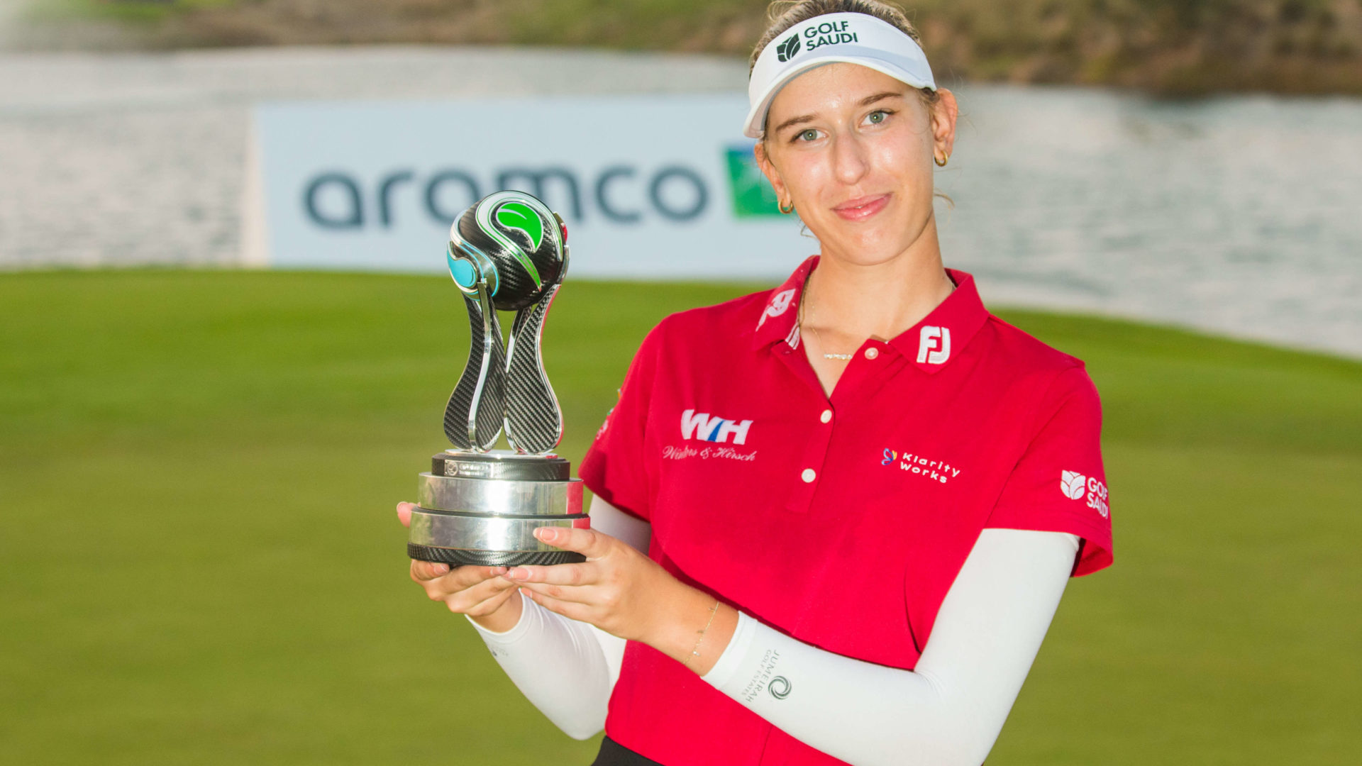 12/11/2022. Ladies European Tour 2022. Aramco Team Series presented by Public Investment Fund, Jeddah, Royal Greens Golf and Country Club, King Abdullah Economic City, Jeddah, Saudi Arabia. November 10-12 2022. Chiara Noja of Germany with her trophy.tour. news Credit: Tristan Jones / LET