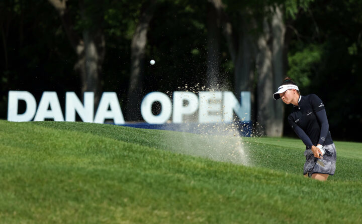 Esther Henseleit og Germany blasts out of the sand trap toward the 18th green during Day Two of the Dana Open at Highland Meadows Golf Club in Sylvania, Ohio USA, on Friday, July 14, 2023. (Photo by Jorge Lemus/NurPhoto) tour news
