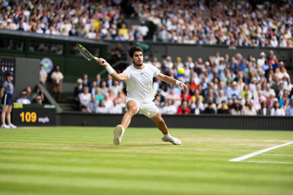 Ein Blick auf den Golfschwung von Wimbledon-Sieger Carlos Alcaraz