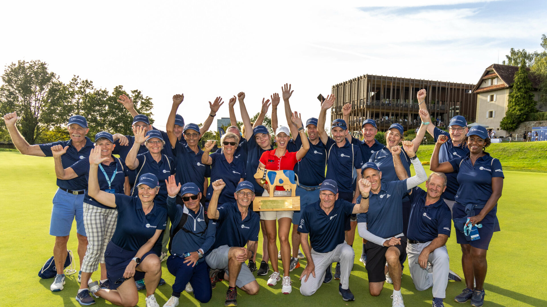 17/09/2023. Ladies European Tour. VP Bank Swiss Ladies Open, Golfpark Holzhusern, Ennetsee, Switzerland, 15-17 September. Alexandra Fosterling of Germany with the trophy and helpers. Credit: Tristan Jones / LET tour news