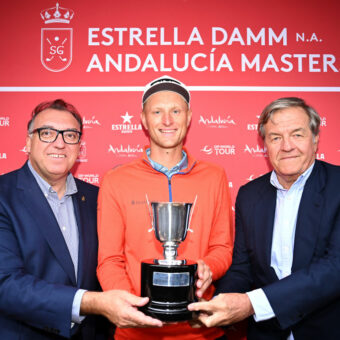 Beim Estrella Damm N.A. Andalucía Masters 2023, im Real Club de Golf Sotogrande, holte der Pole Adrian Meronk seinen vierten Sieg auf der DP World Tour. (Foto: Stuart Franklin/Getty Images)