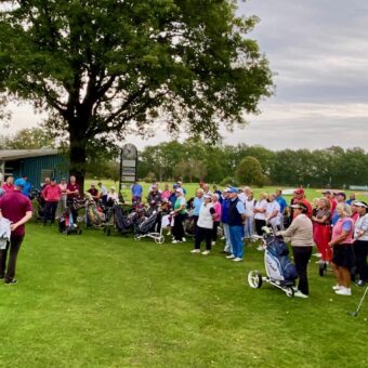 Beliebt – Charity-Turniere in Deutschland. Golfspielen und nebenbei Gutes tun. Hier Impressionen des Cup des Präsidenten aus dem niedersächsischen GC Gifhorn.