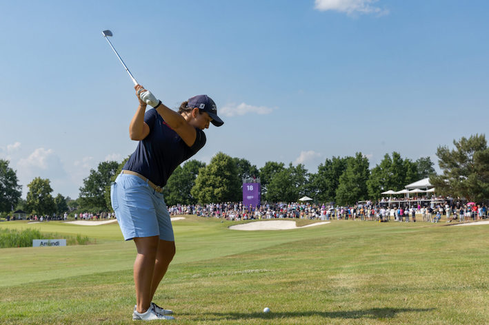 Gewann das Amundi German Masters 2023 im GCC Seddiner See: Kristyna Napoleaova beim finalen Schlag aufs 18. Grün. (Foto: LET/Jones)