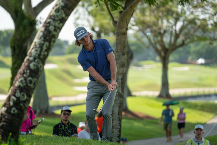 SINGAPORE, SINGAPORE - MARCH 23: Freddy Schott of Germany pitches onto the green on hole 3 during Day Three of the Porsche Singapore Classic at Laguna National Golf Resort Club on March 23, 2024 in Singapore. (Photo by Jason Butler/Getty Images)
