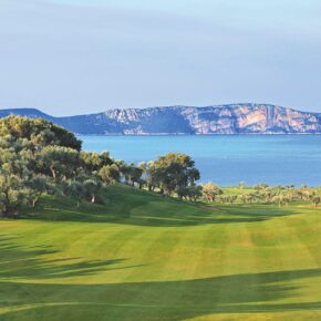Costa Navarino, The Bay Course hole 14©PR