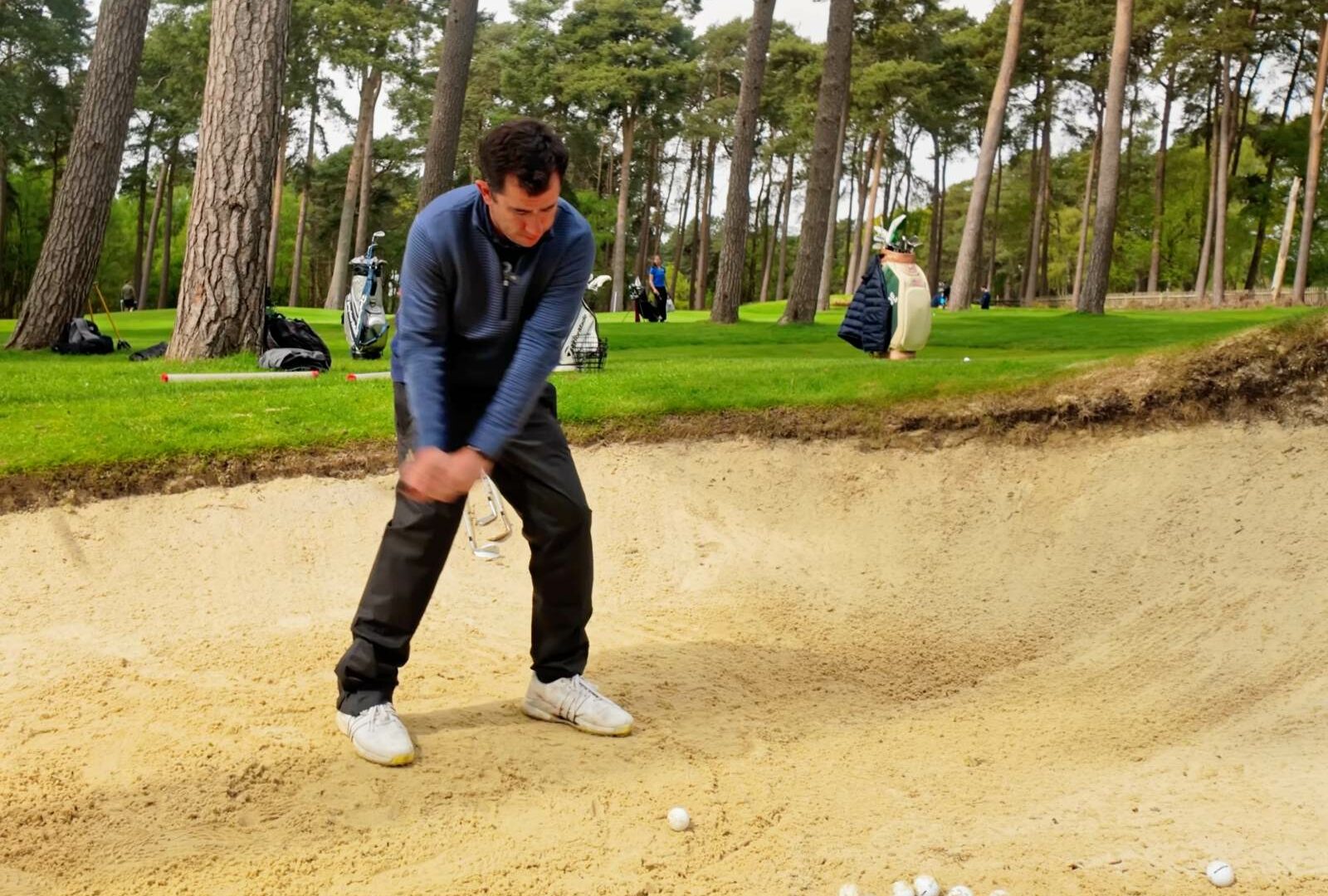 Dan Grieve präsentiert den Bunkerschlag