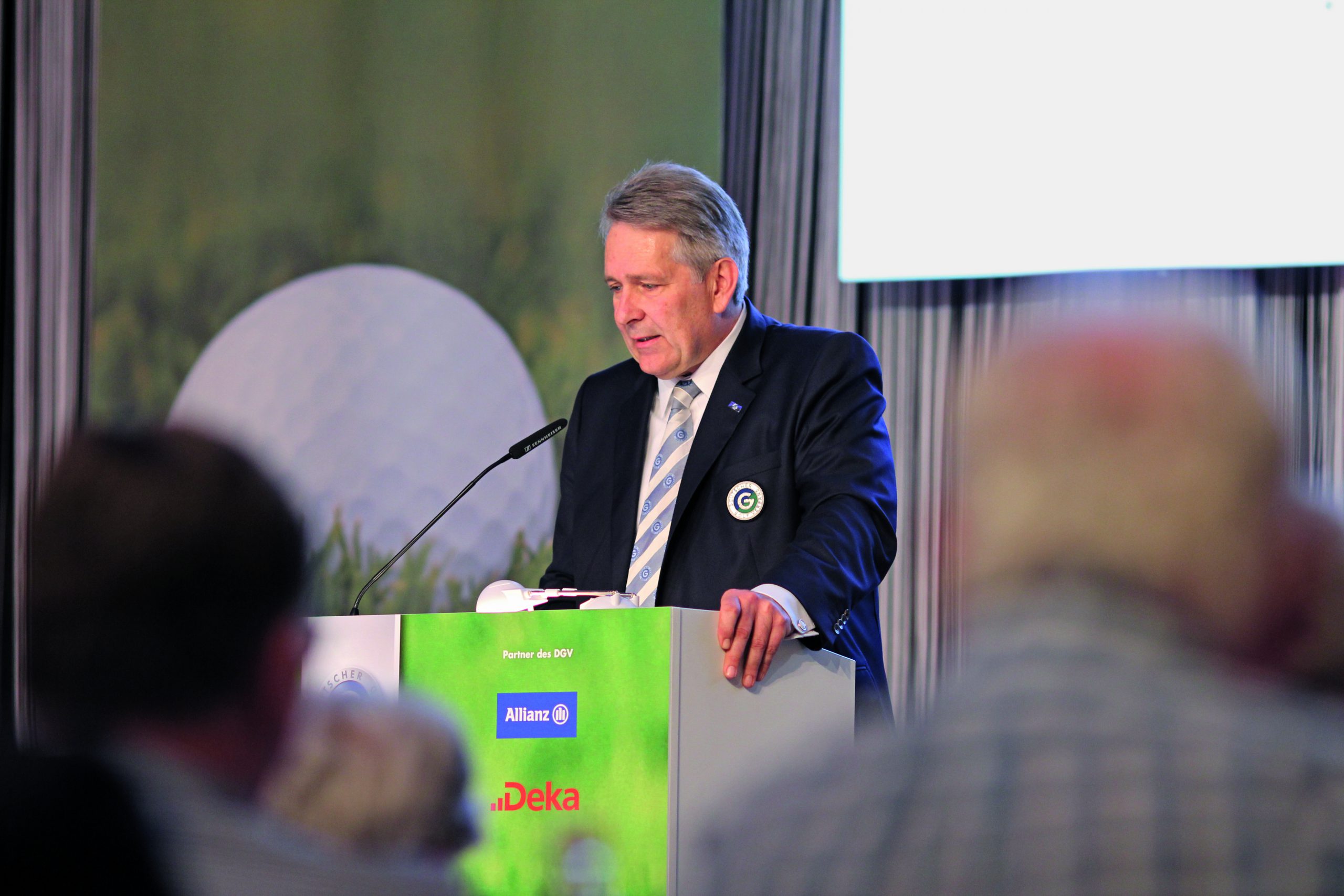 DGV-Präsident Claus M. Kobold auf dem 99. Verbandstag des DGV 2018 in Frankfurt. (Foto: Herlich/DGV)