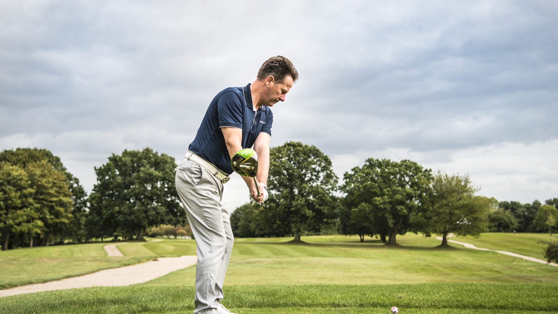Paul Dyer verrät im 4. Teil unserer Golf-Mythen-Serie, inwieweit es sinnvoll ist, auf einer Ebene zu schwingen. (Foto: Stefan von Stengel).4