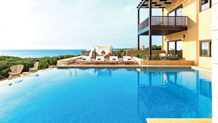 Hotels - Costa Navarino: The Romanos.