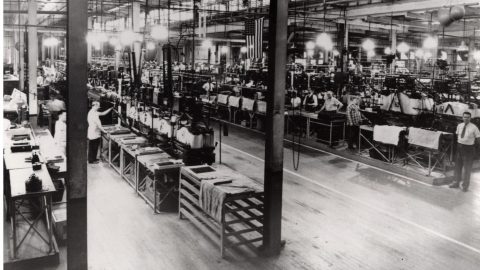 Massenproduktion Die Titleist-Fabrik setzte Maßstäbe bei der industriellen Fertigung von Golfbällen