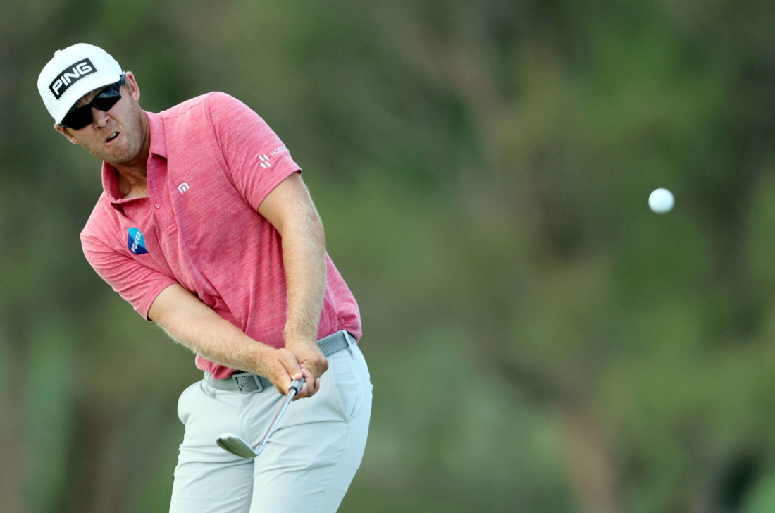 SOUTHAMPTON, BERMUDA - OCTOBER 30: Seamus Power of Ireland chips on the 9th hole during the fourth round of the Butterfield Bermuda Championship at Port Royal Golf Course on October 30, 2022 in Southampton, Bermuda. tour Ergebnisse (Photo by Courtney Culbreath/Getty Images)