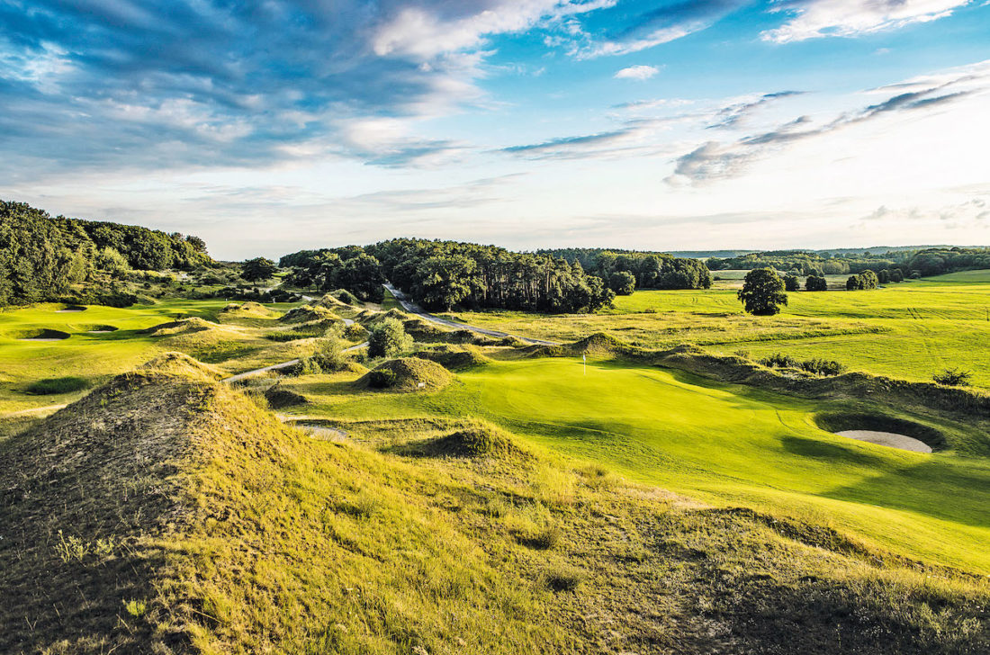Lassen Sie sich nicht von der romantischen Umgebung täuschen: WINSTONgolf hat es in sich: Ein echtes Brett ist der Links-Course – der trotz seiner Schwierigkeiten aber auch den GM-Lesern und -Testern gefällt. (Foto: Stefan von Stengel)