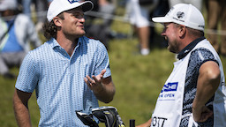 Freddy Schott und sein Caddie bei der PEO 2023. (Foto: Stefan von Stengel)
