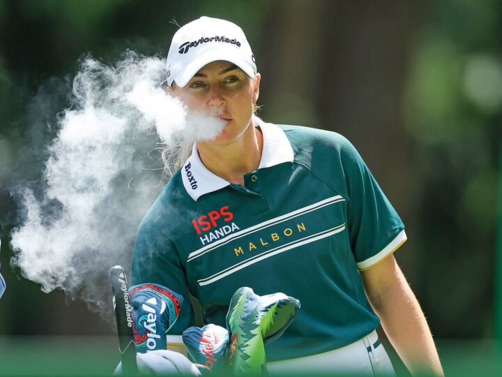 Charley Hull "vapet" bei der KPMG Women's PGA Championship auf dem Sahalee Country Club