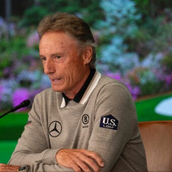 Bernhard Langer bei der Pressekonferenz im Vorfeld des Masters 2025 im Augusta National