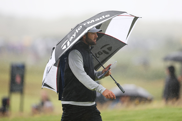 Scottie Scheffler spielt sich an Tag 2 der Open Championship an die Spitze