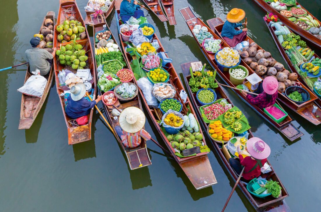 Floating market